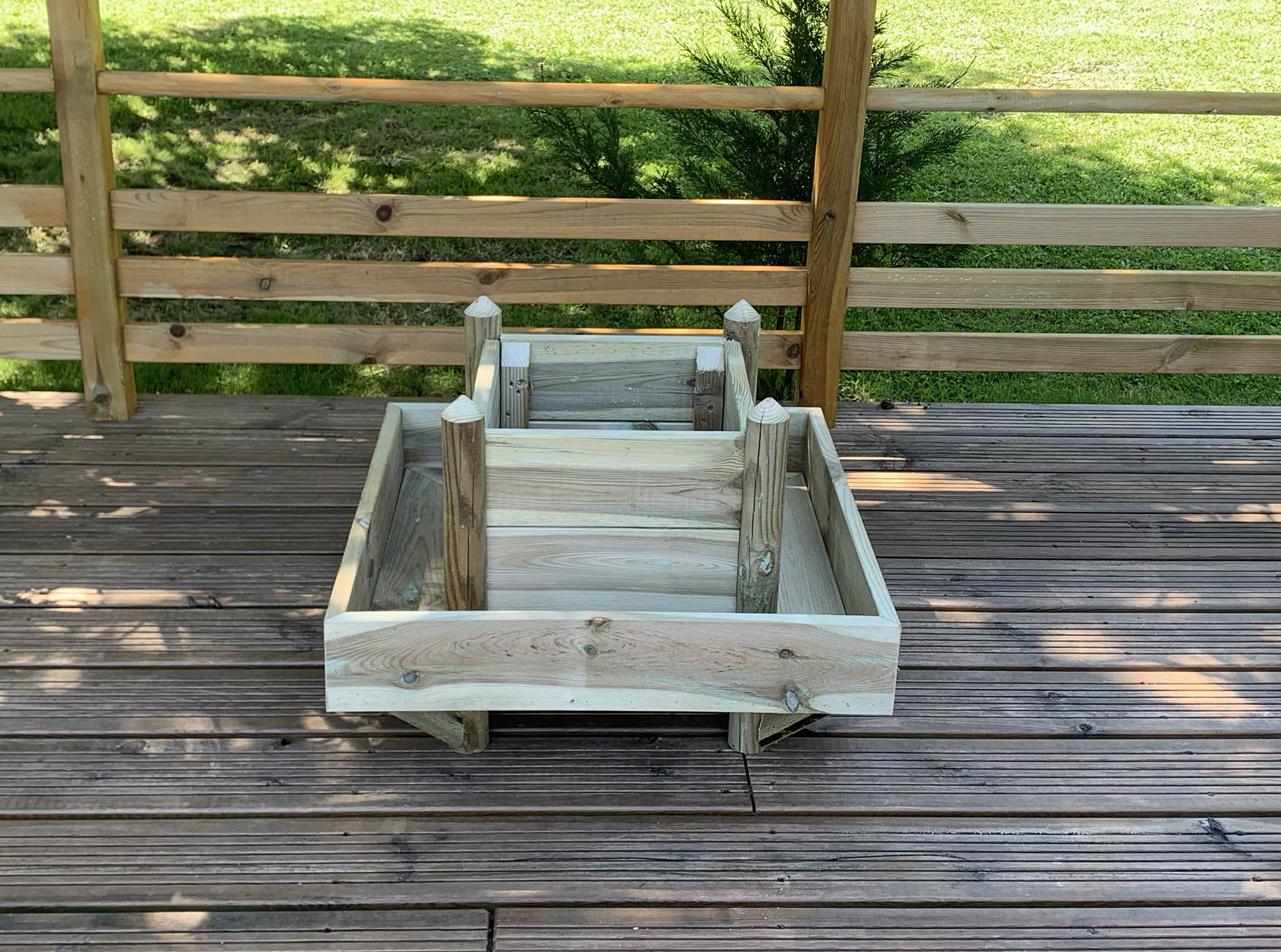 bois-plein-air-jardiniere-01-02