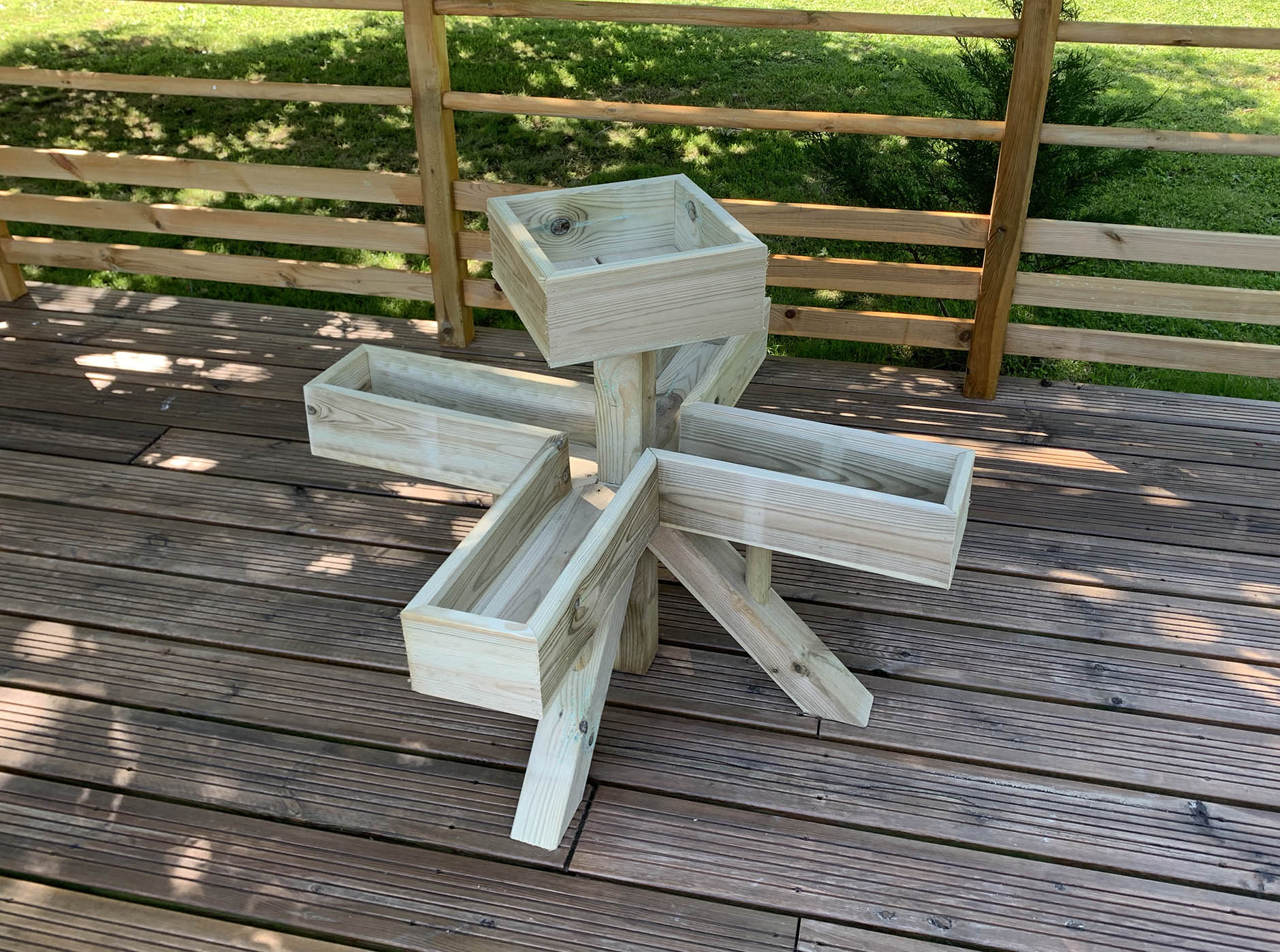 bois-plein-air-jardiniere-05-03