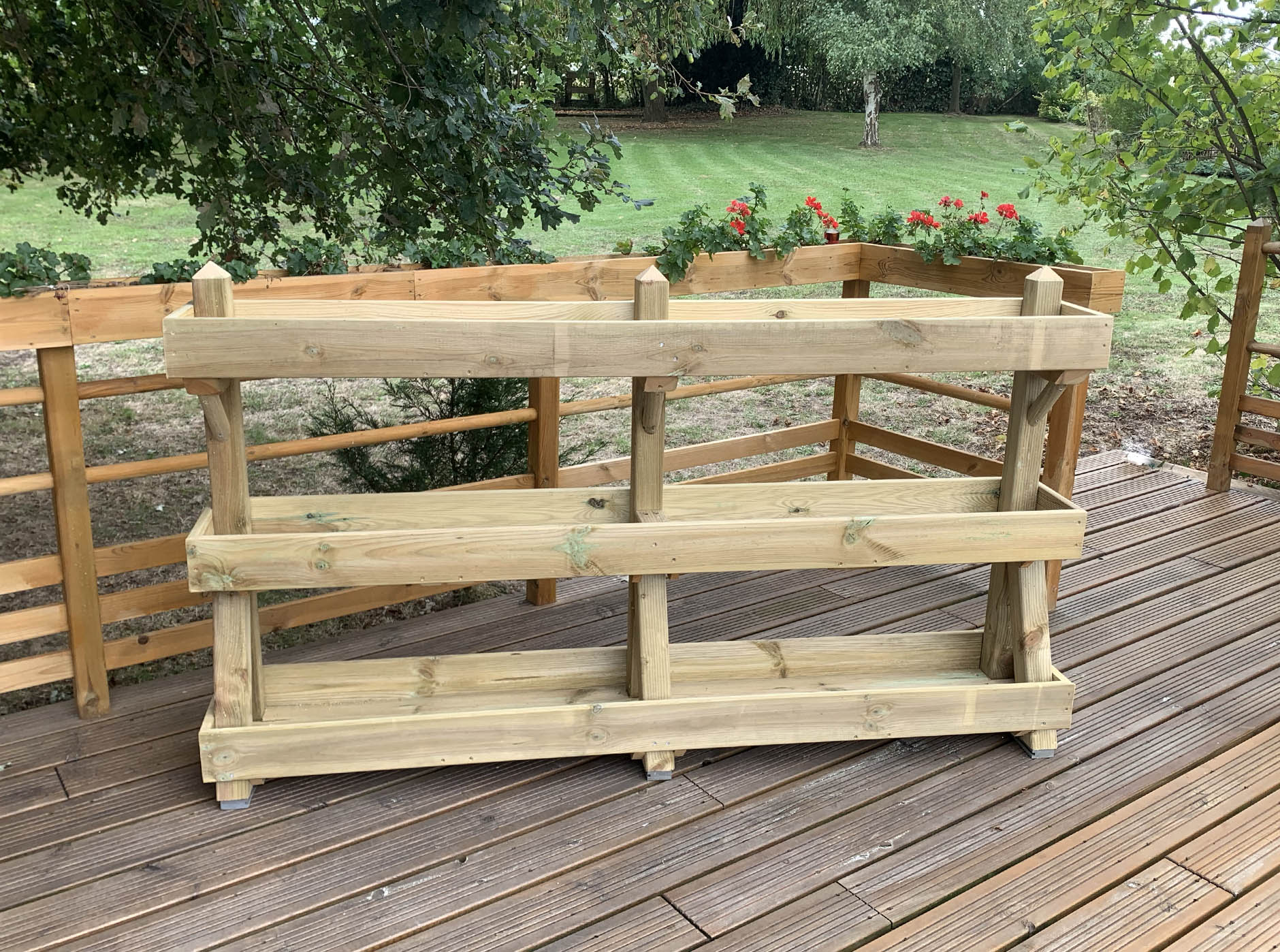 bois-plein-air-jardiniere-08-02