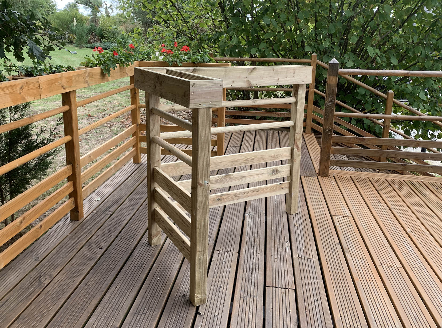bois-plein-air-jardiniere-09-02