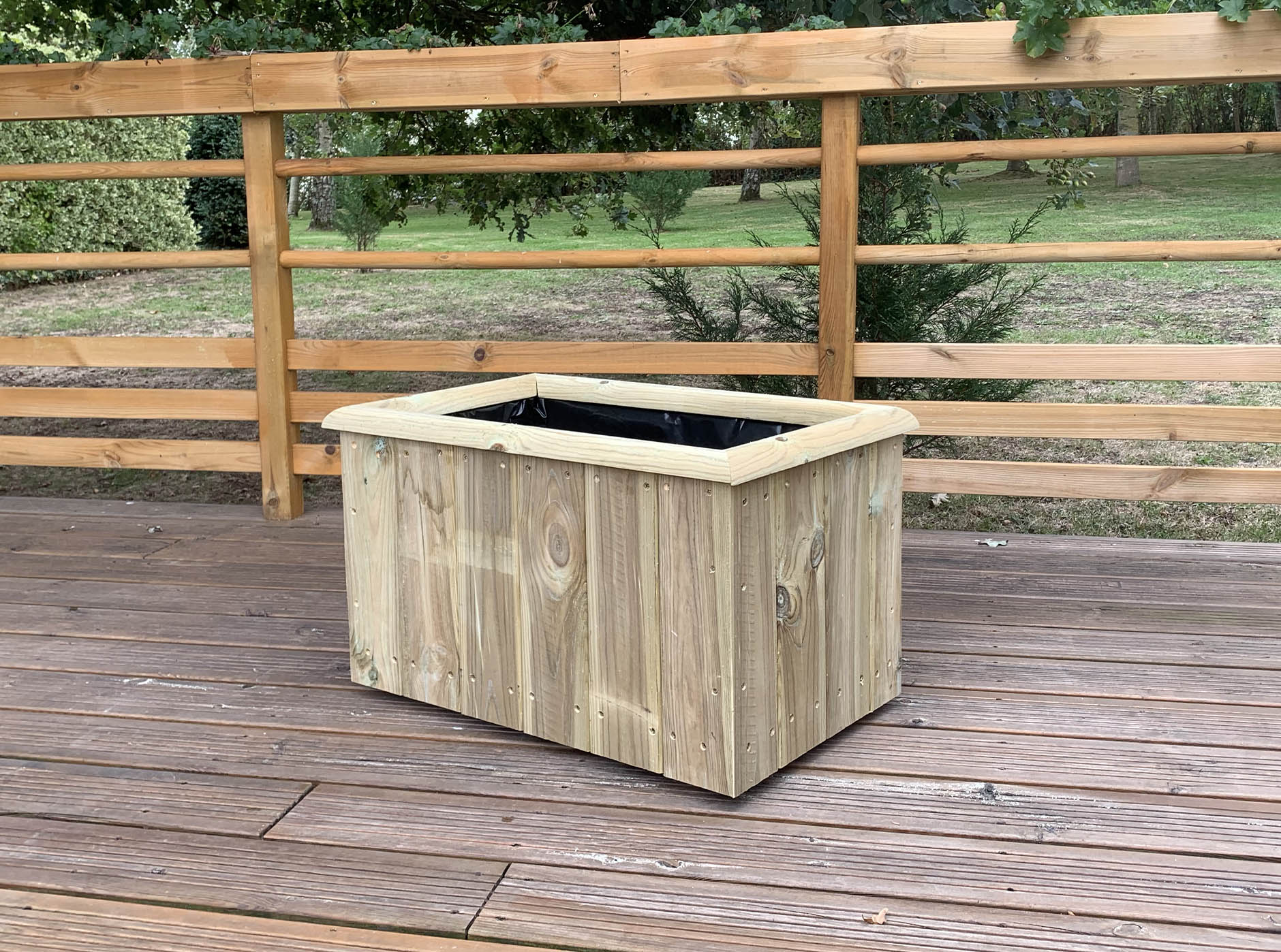 bois-plein-air-jardiniere-11-03