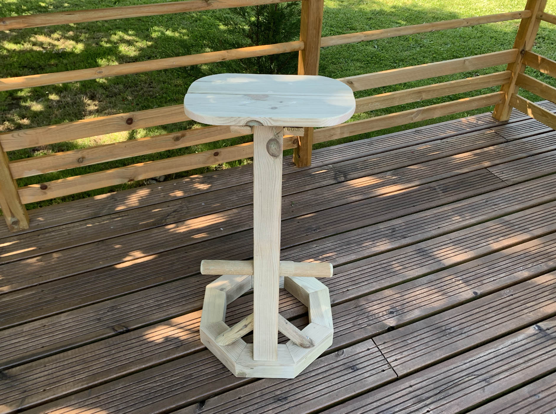 bois-plein-air-tabouret-01-02